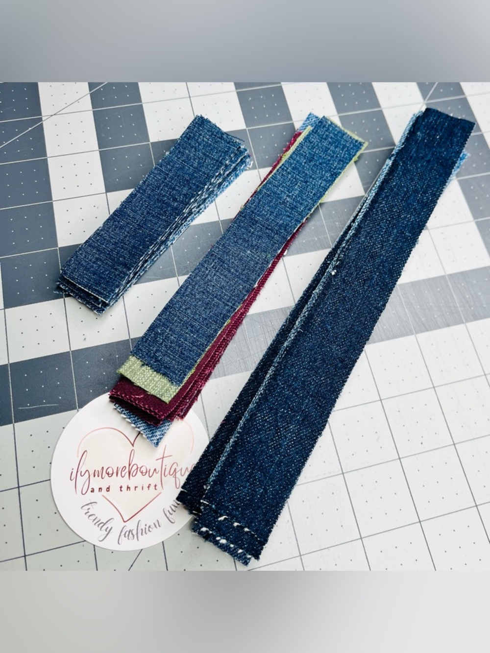 Denim Fabric Scrap Strips bundle of 50 for up-cycling 1 inch wide - Picture 4 of 6